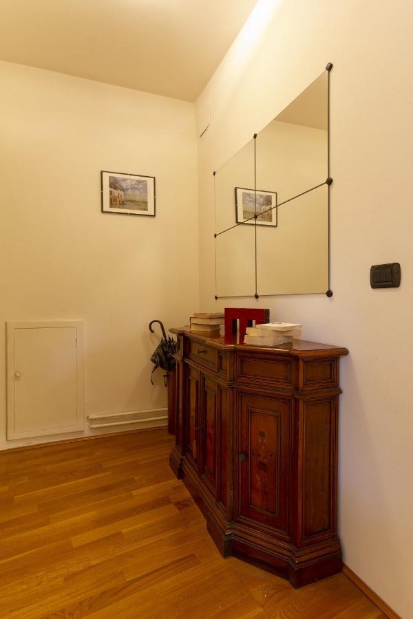 Cavour Suite - Smart Holiday Мантуя Екстер'єр фото