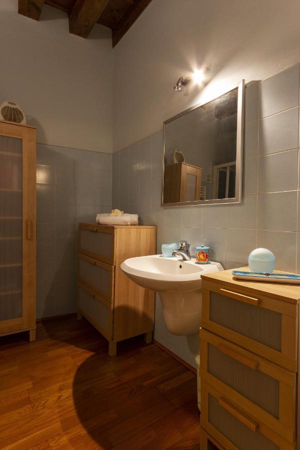 Cavour Suite - Smart Holiday Мантуя Екстер'єр фото